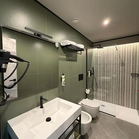 Lamal Hotel 3*